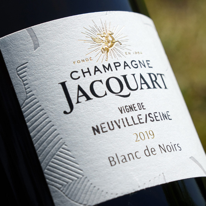 bouteille Champagne Jacquart Neuville-sur-Seine 2019